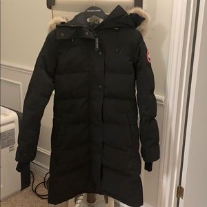 Authentic Canada goose shelburne parka size small